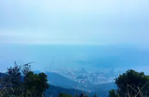 Fenggu Mingqin Scenic Area