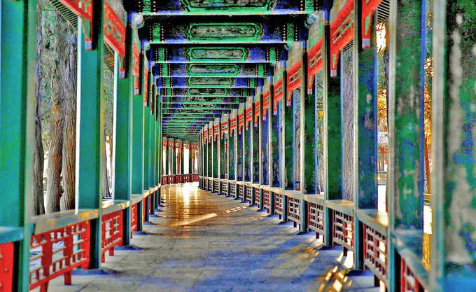 The Summer Palace Promenade