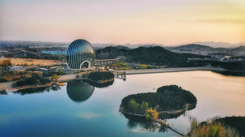 Yanqi Lake Scenic Area