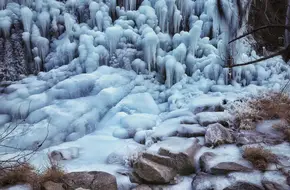 Heilongtan Natural Scenic Area