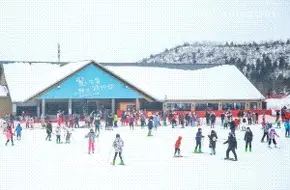 Jingzhi Lake Ski Resort