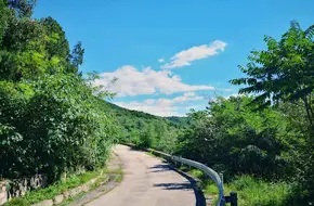 Beijing Xishan National Forest Park