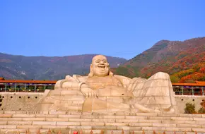 Ming Tombs National Forest Park