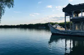 Kunming Lake