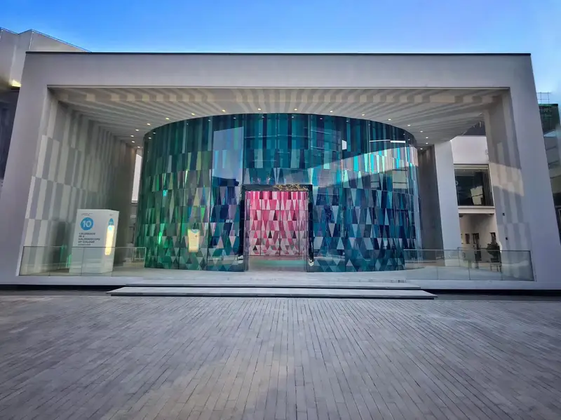 Shanghai Glass Museum