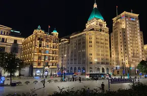 Oriental Pearl Luxury Huangpu River Cruise