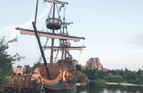 Pirates Of The Caribbean - Battle For The Sunken Treasure