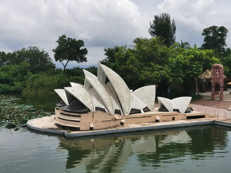 Window Of The World - Sydney Opera House, Australia