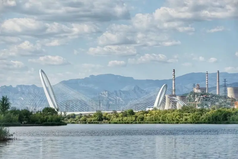 Lianshi Lake Park