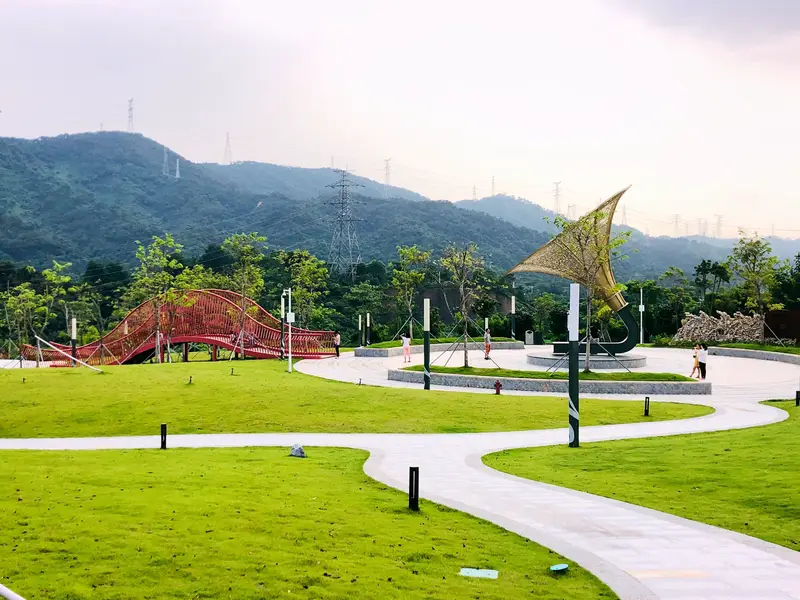 White Stone Dragon Music Theme Park