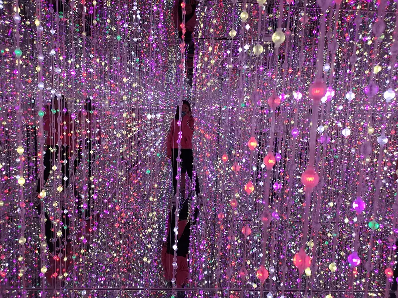 5D Starry Sky Light And Shadow Illusion Art Museum