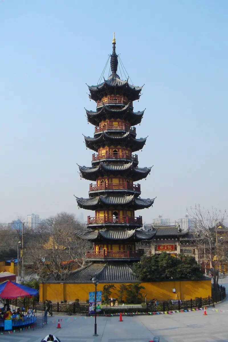 Longhua Pagoda