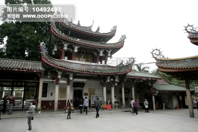 Nanputuo Temple Bell Tower