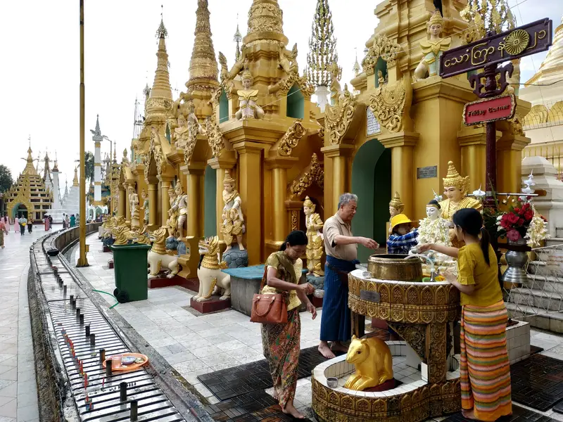 Window Of The World - Shwedagon Pagoda