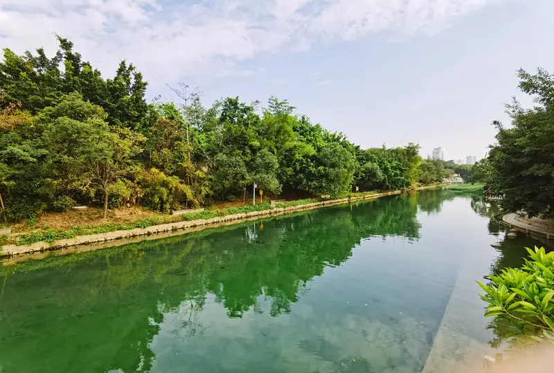 Bijiashan Park-View Lake Pavilion