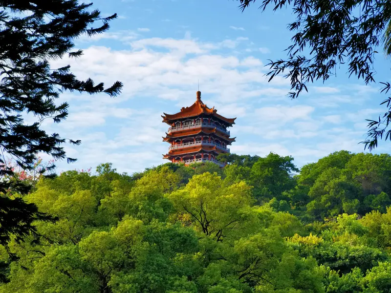 Honghu Tower