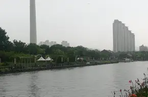 Suzhou Creek Landscape Promenade