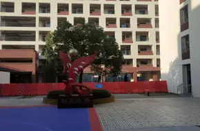 Pingdi Yixin Commercial Pedestrian Street
