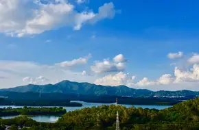 Guanlong Village Community Park