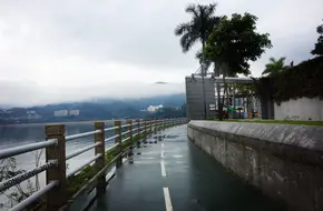 Tai Po Waterfront Park