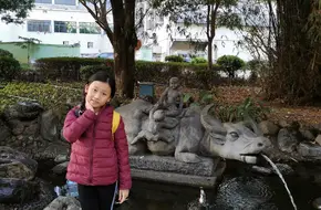 Hundred Fragrance Garden