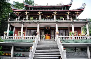 Nanputuo Temple Sutra Hall