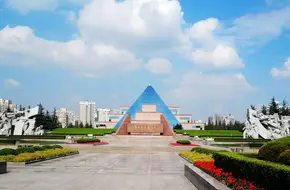 Longhua Revolutionary Martyrs Memorial