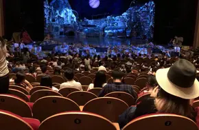 Xinchang Town Cultural Center Theater