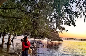 Xiwan Binhai Park