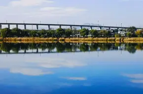 Xiaoyue Lake Park