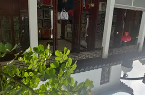 Father And Son Paper-Cutting Art Studio