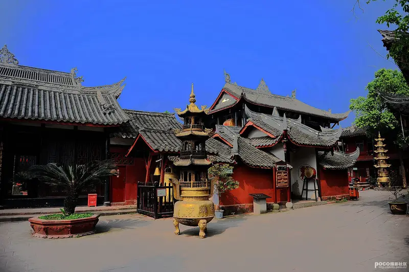 Gulong Temple
