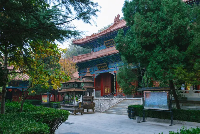 Mingsheng Palace