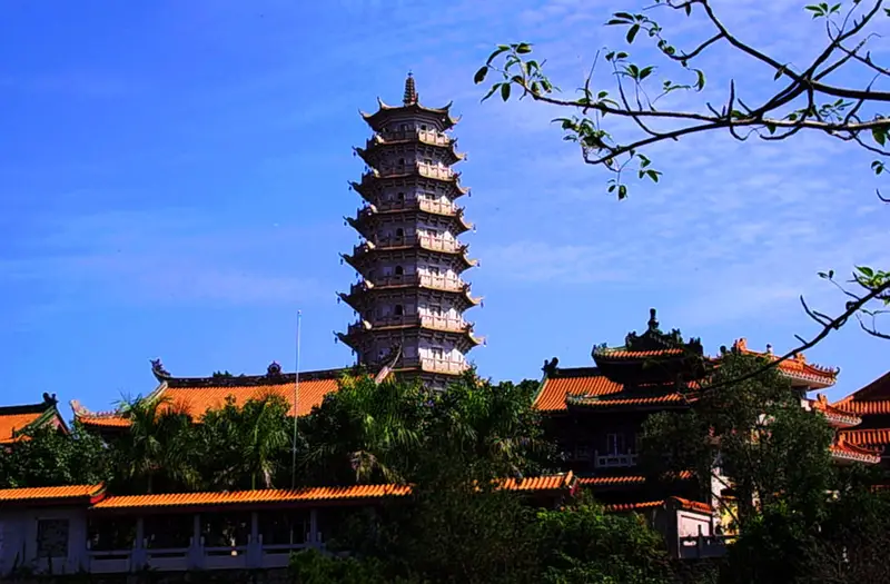 Dujiangyan Thousand-Buddha Pagoda