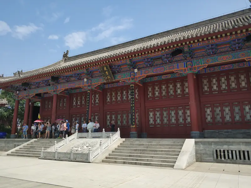 Huaqing Palace-Feisuang Pavilion