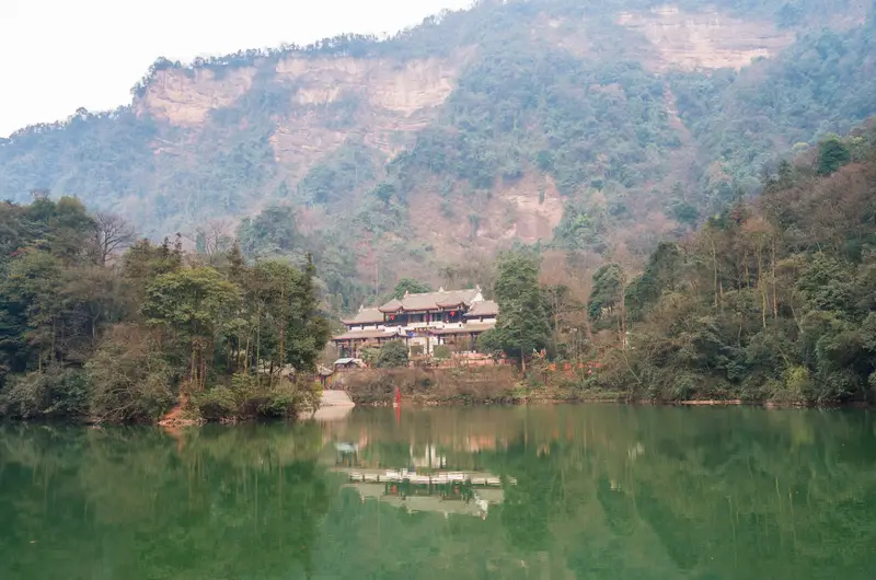 Yuecheng Lake