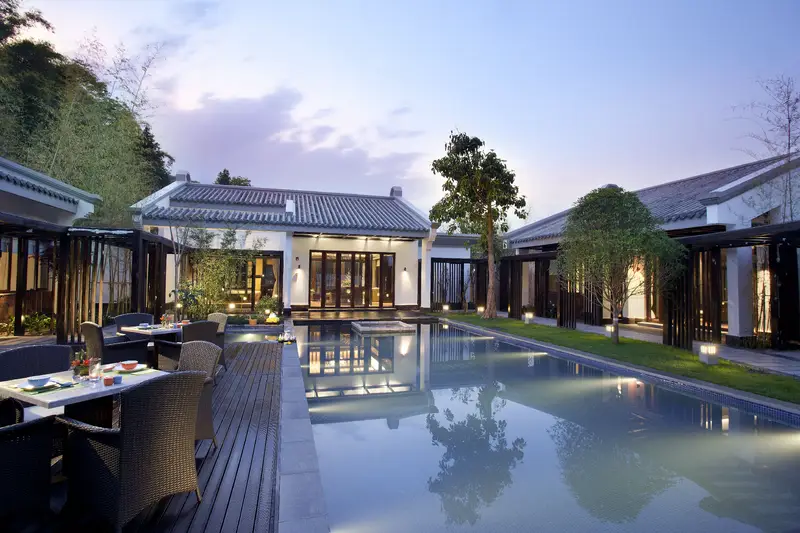 Lintong Angsana Hot Spring