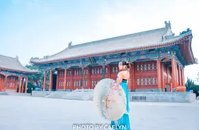 Huaqing Palace-Feisuang Pavilion