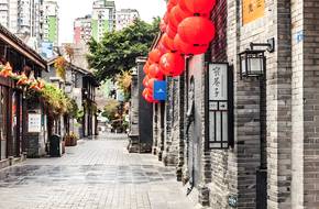 Narrow Alley