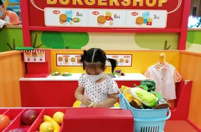 Xiao Q Children'S City