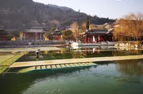 Jiulong Lake