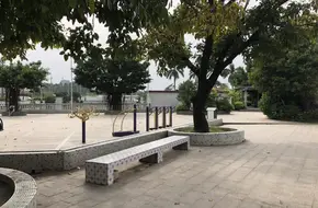 Dongpu Park