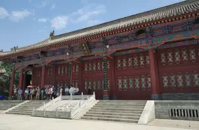 Huaqing Palace-Feisuang Pavilion