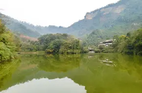 Yuecheng Lake