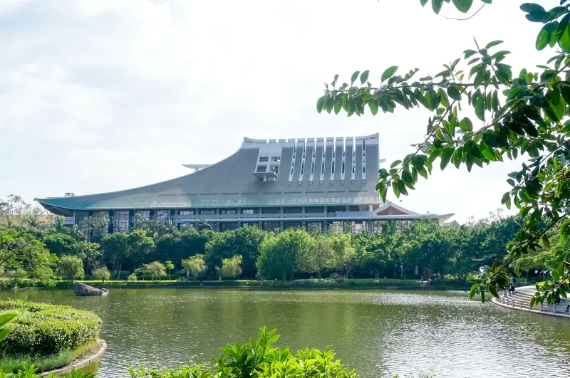 Xiamen University Furong Lake
