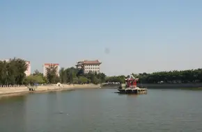 The Lake Of Dragon Boat