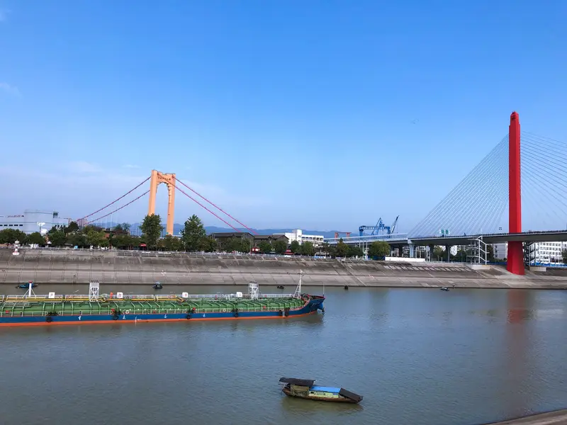 Gezhouba Sanjiang Bridge