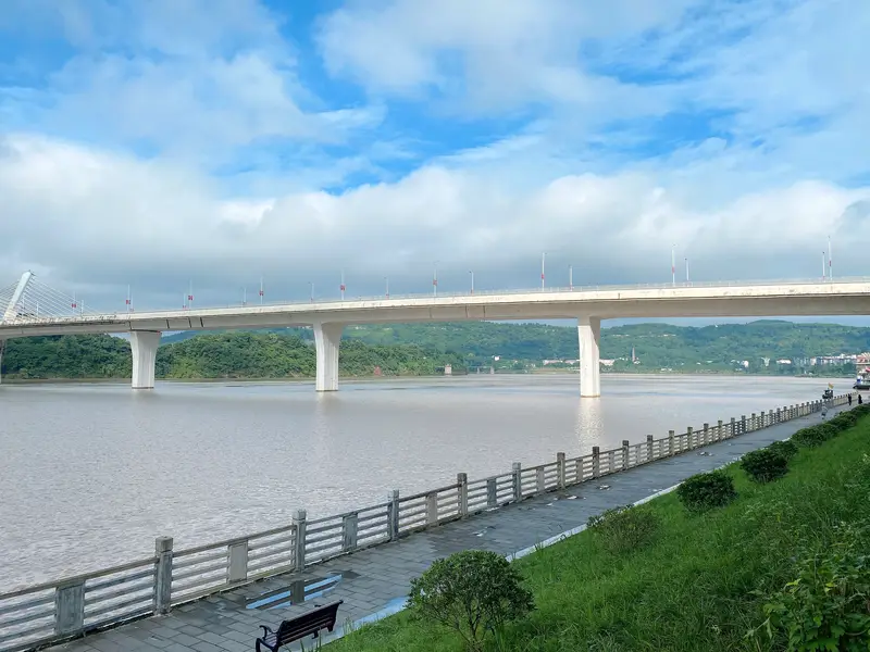 Hechuan Three Rivers Cruise