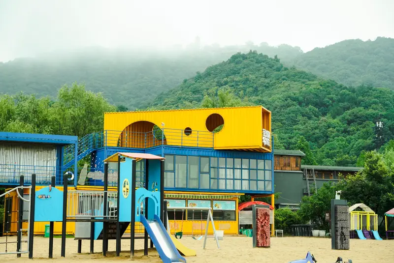 Golden Sand Waterplay