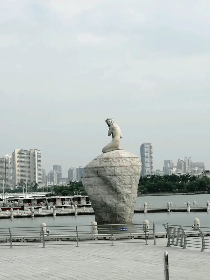 Egret Goddess